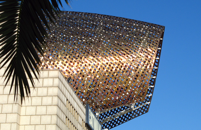 Fish sculpture by Frank Gehry