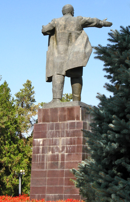 Statue of Vladimir Lenin