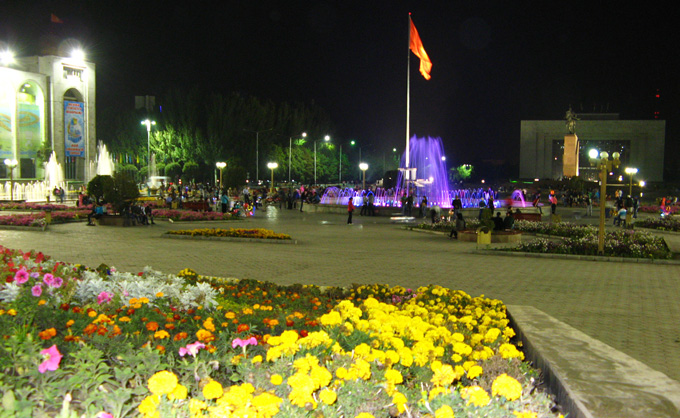 Ala-Too Square at night