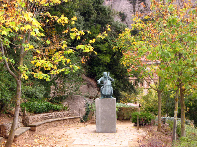 Statue of Pablo Casals