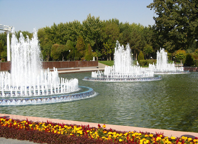 fountains near arch