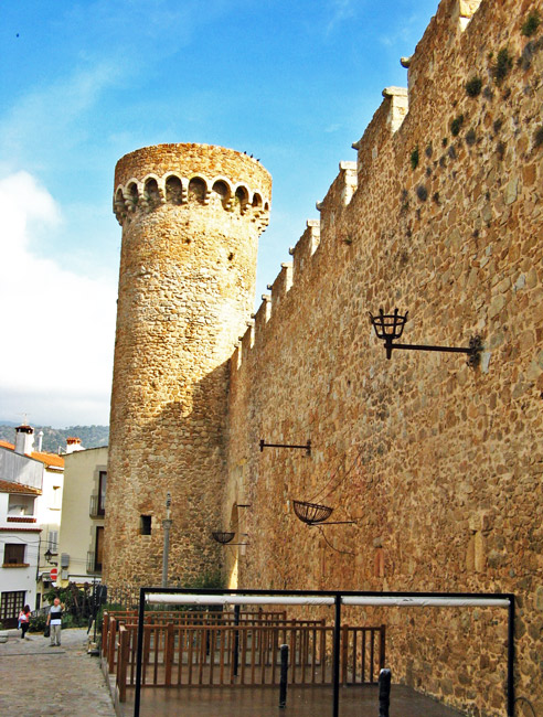 Tossa’s defensive wall