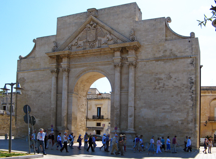 Porta Napoli